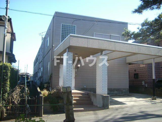 コンフォート三山の外観