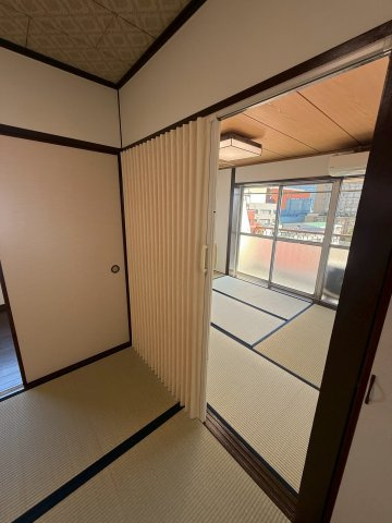 春日タウンホームの和室