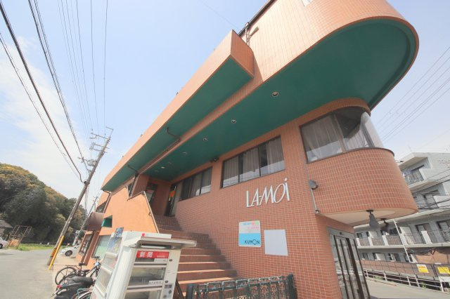 奈良市宝来１丁目の店舗事務所