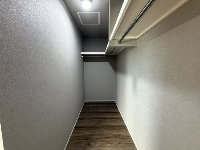 タマタウン　豊川市三蔵子町西浦の収納|ウォークインクローゼットのある住まいで収納上手な生活を実現！
たっぷり収納できますので、整理整頓もスムーズに居室空間を広々と使えます！
