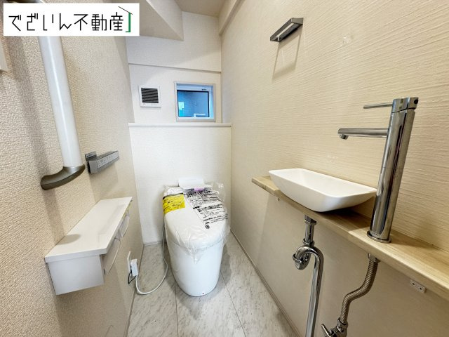 【トイレ】 | blooming garden鴻巣市吹上本町2丁目　新築住宅 | ≪1号棟≫
現地(2026年9月撮影)