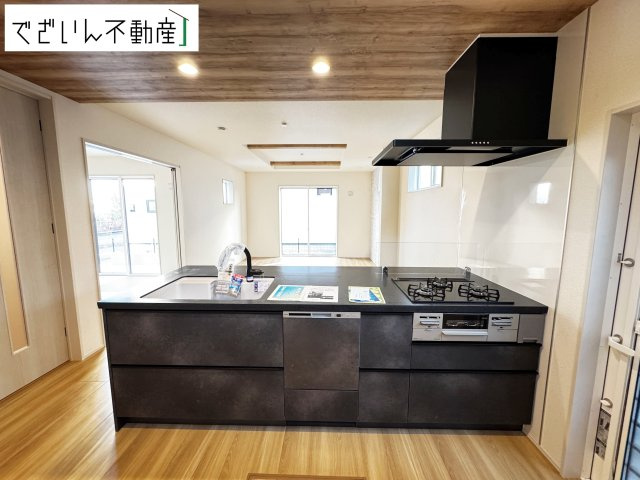 【キッチン】 | blooming garden鴻巣市吹上本町2丁目　新築住宅 | ≪1号棟≫
現地(2026年9月撮影)