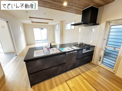 【キッチン】 | blooming garden鴻巣市吹上本町2丁目　新築住宅 | ≪1号棟≫
現地(2026年8月撮影)