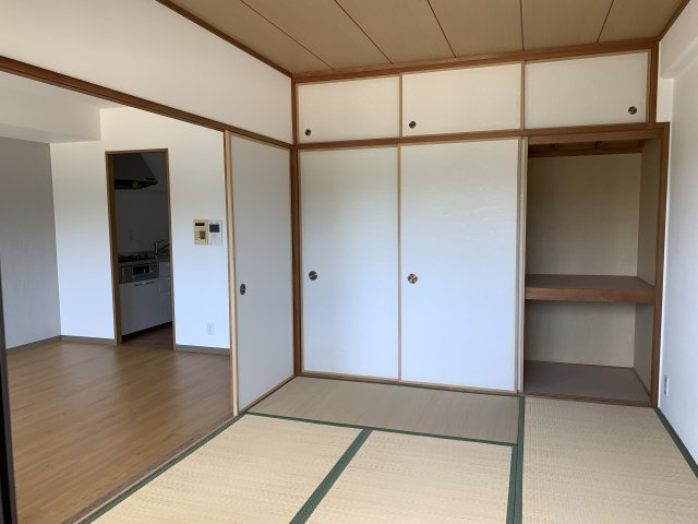 ライオンズマンション朝霧北の和室