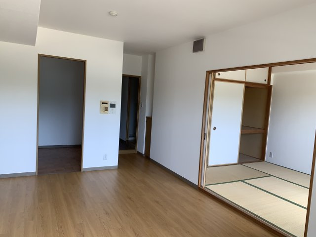 ライオンズマンション朝霧北の居間・リビング