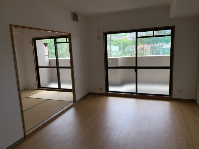 ライオンズマンション朝霧北の居間・リビング