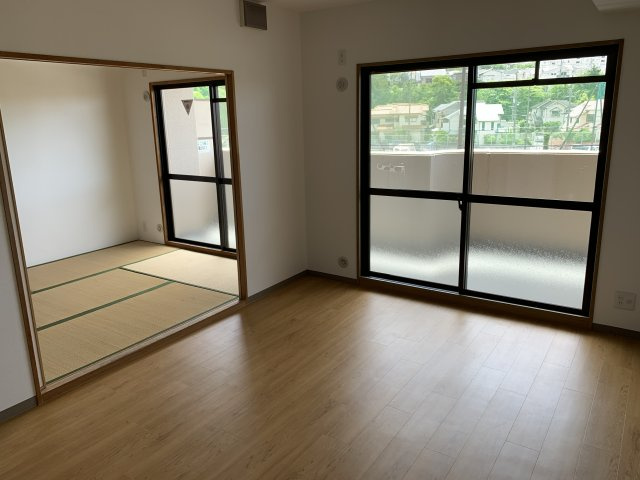 ライオンズマンション朝霧北の居間・リビング
