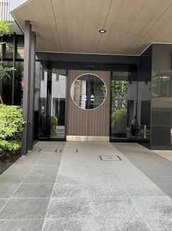 【エントランス】