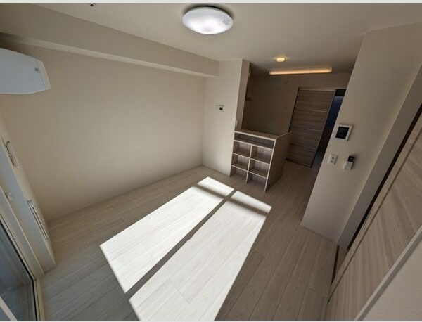 D-ROOM茜部中島　B棟の内装