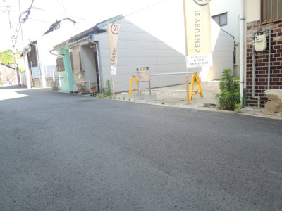 【前面道路含む現地写真】 | 旭区赤川4丁目売土地