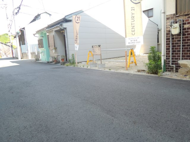 【前面道路含む現地写真】 | 旭区赤川4丁目売土地