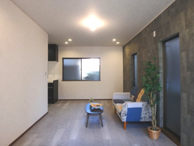 甲子園網引町戸建の居間・リビング
