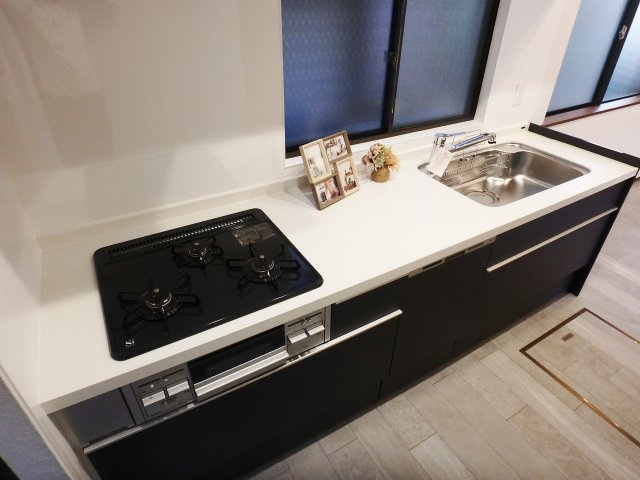 甲子園網引町戸建のキッチン