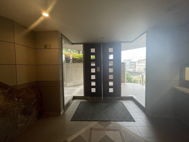 ヴェルデヒルズ中央公園のエントランス