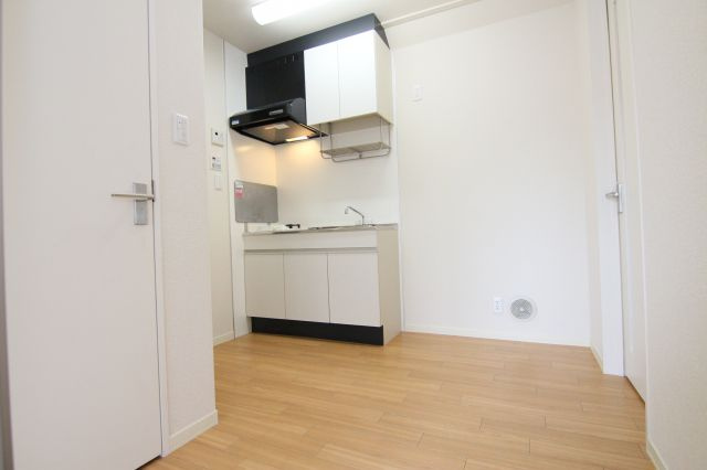 ブルーアースのキッチン|別部屋の参考写真です。