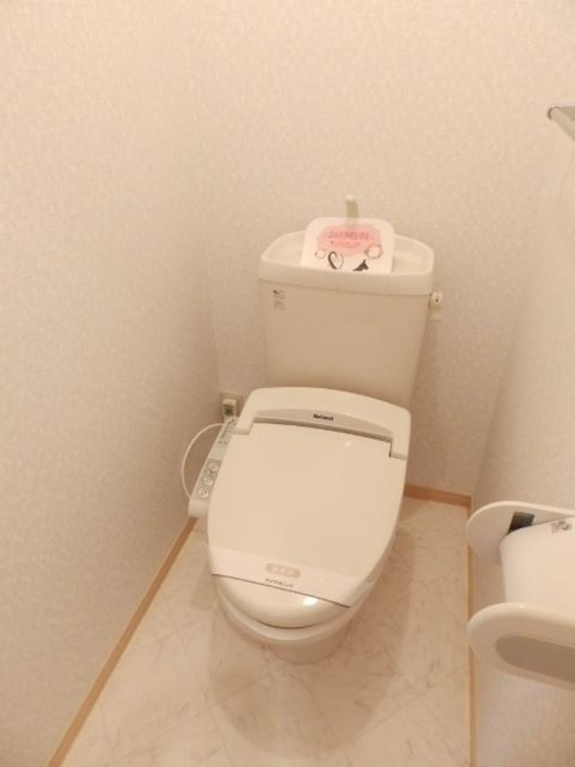 ビレッジ北久保 C棟のトイレ|トイレ（温水洗浄暖房便座）