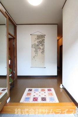 【玄関】 | 上三緒戸建て