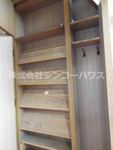 【収納】 | 久喜市栗原　中古戸建 | 下駄箱