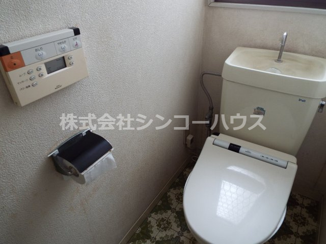 【トイレ】 | 久喜市栗原　中古戸建 | 1階トイレ