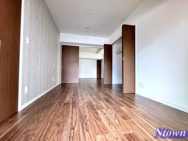 【居間・リビング】 | さくらHills NISHIKI Platinum Residence | ゆったり過ごせるリビングです