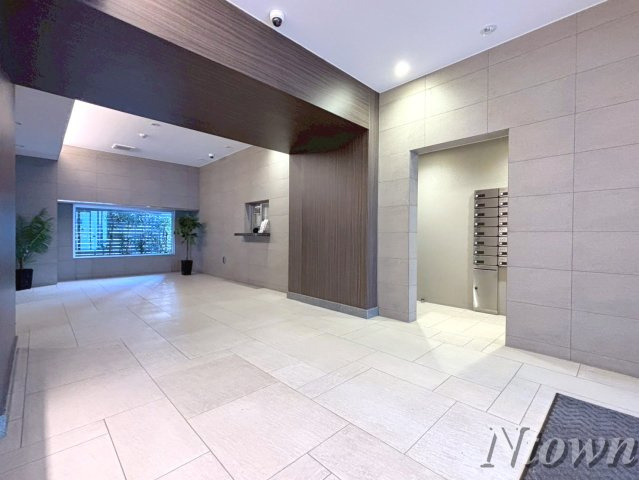 【ロビー】 | さくらHills NISHIKI Platinum Residence | 落ち着いたロビーです