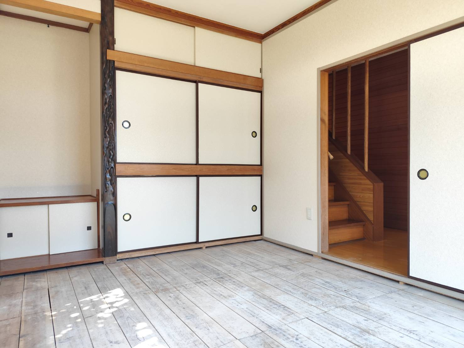 所沢市上山口中古戸建【リフォーム済】のその他|シンプルで明るい空間が広がり、どんな家具も合わせやすい内装です。風通しも良く、毎日を快適かつ心地よく過ごせる住空間となっています。