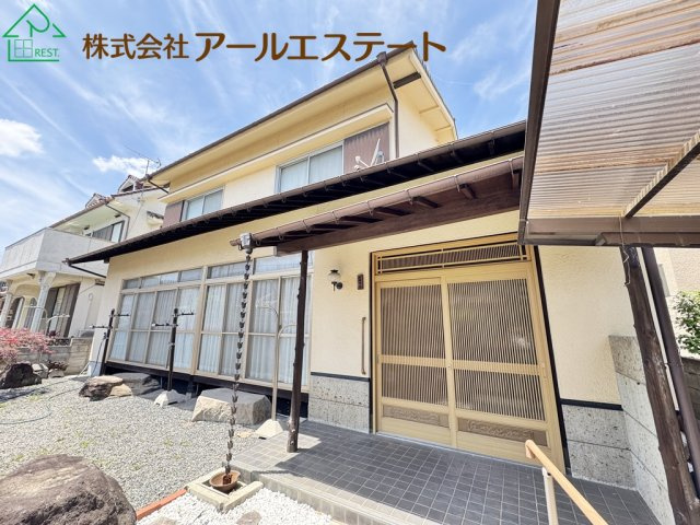 姫路市大寿台1丁目　　中古戸建の玄関