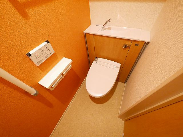 アメニティプラザ朱雀のトイレ|コンパクトで使いやすいトイレです