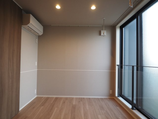 【洋室】 | アノイエ　東棟