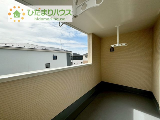 【バルコニー】 | 第2土浦市並木　新築戸建　2号棟 | 広々としたバルコニー。お洗濯物もぜーんぶ干せちゃいます！！