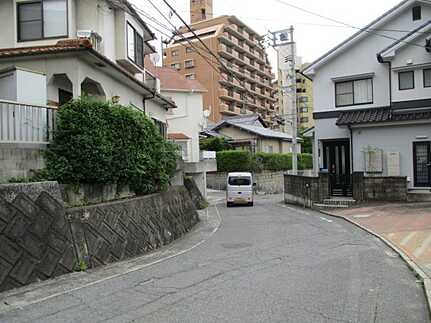 西区古江西町の前面道路含む現地写真