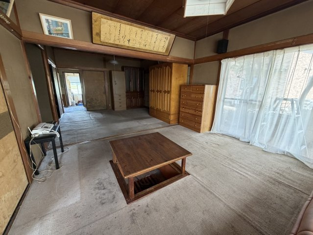 店舗・倉庫付き♪上高根沢中古戸建の和室|落ち着いた雰囲気の和室です