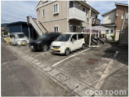 パークサイドハイツW の駐車場