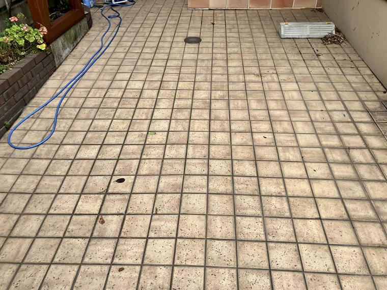 等々力戸建の駐車場
