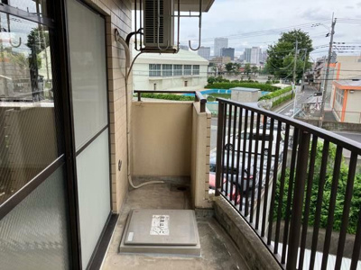【バルコニー】 | シャンボール | 陽当たり良好なバルコニーです