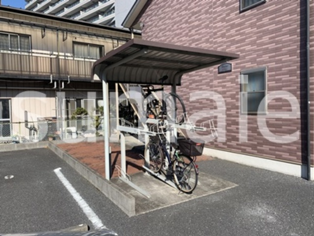 アムール新都心のその他共用部分|敷地内駐輪場。
