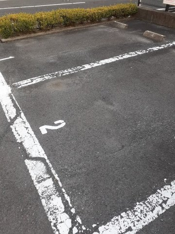 レインボーハイツＡの駐車場|カースペースがあります