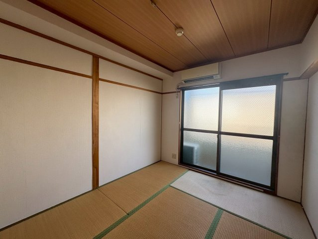 マンション吾光の和室
