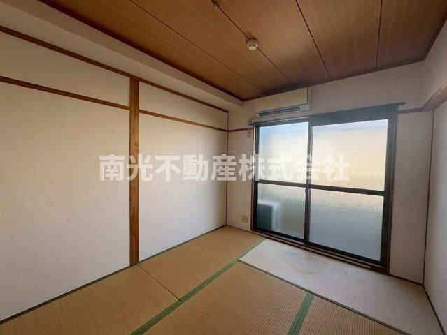 マンション吾光の和室