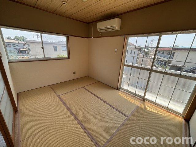 コアパレスひろはた の和室