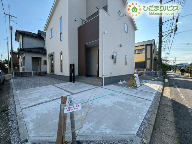 鴻巣市神明　第4　新築一戸建て　リーブルガーデン　01の駐車場