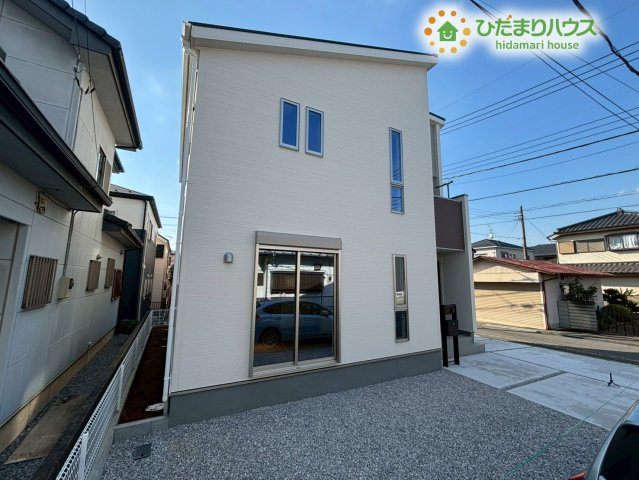 鴻巣市神明　第4　新築一戸建て　リーブルガーデン　01の外観