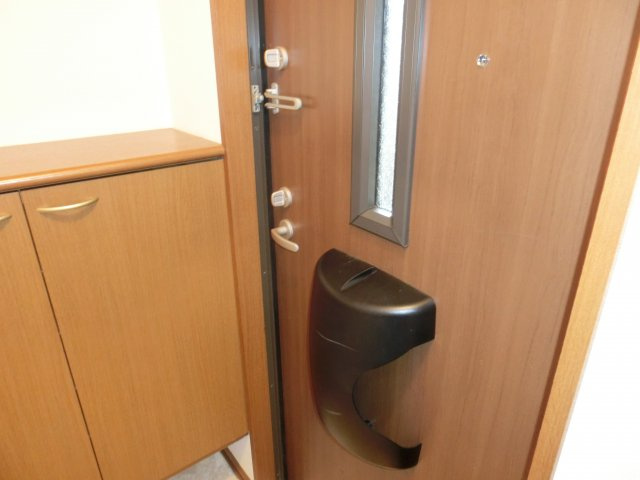 メイプルタウン川越的場Cの玄関
