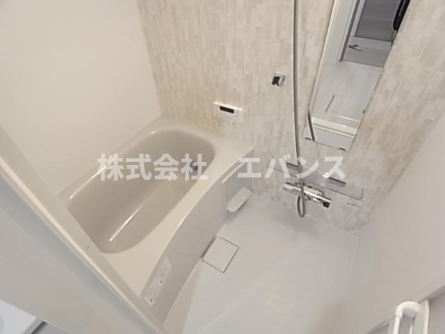 【浴室】 | D-ROOM神明町Ⅱ　B | お風呂で日々の疲れを落としましょう