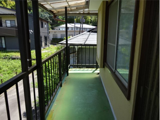 【バルコニー】 | 函南町畑毛 中古住宅 EH06205 | 函南町畑毛　バルコニー