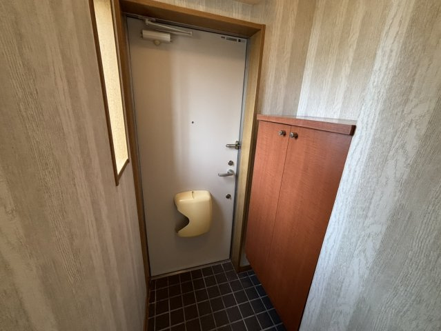 リバープレインの玄関