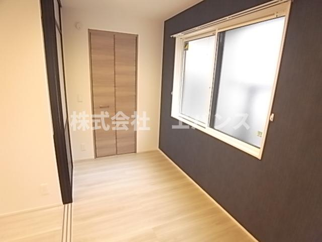 【寝室】 | D-ROOM神明町Ⅱ　B | 落ち着いた色調の寝室です