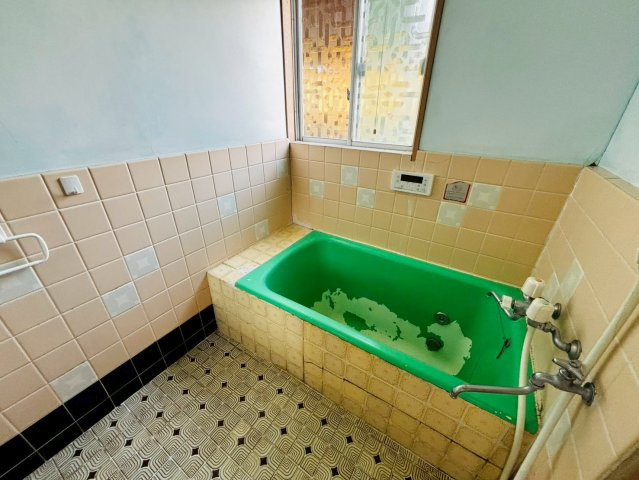 佐野市赤見町　中古物件の浴室
