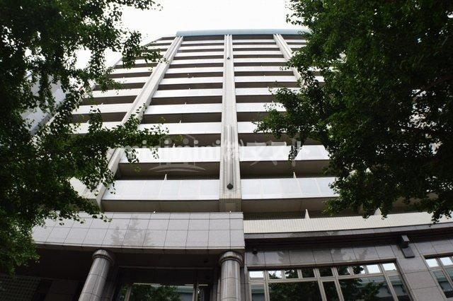 ブランクレール谷町の外観