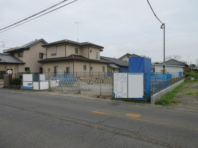 【仲介手数料無料】新築戸建　深谷市東方町2-4-5（全1棟）の前面道路含む現地写真